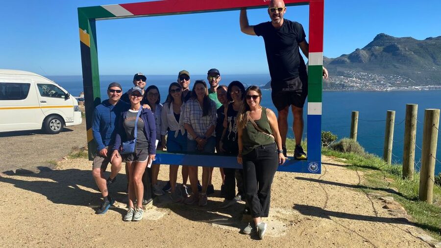 Cape Town: Table Mountain, Cape Point, & Penguins Group Tour - Lunch in Simon’s Town