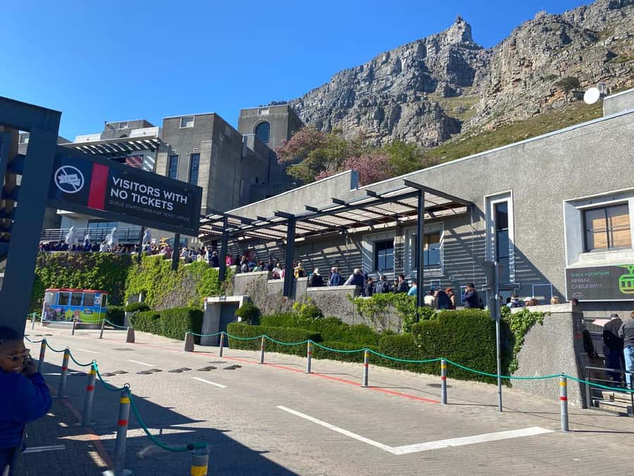 Cape Town: Table Mountain Half-Day Tour with Cable Car Ride - Starting with private pickup in Cape Town