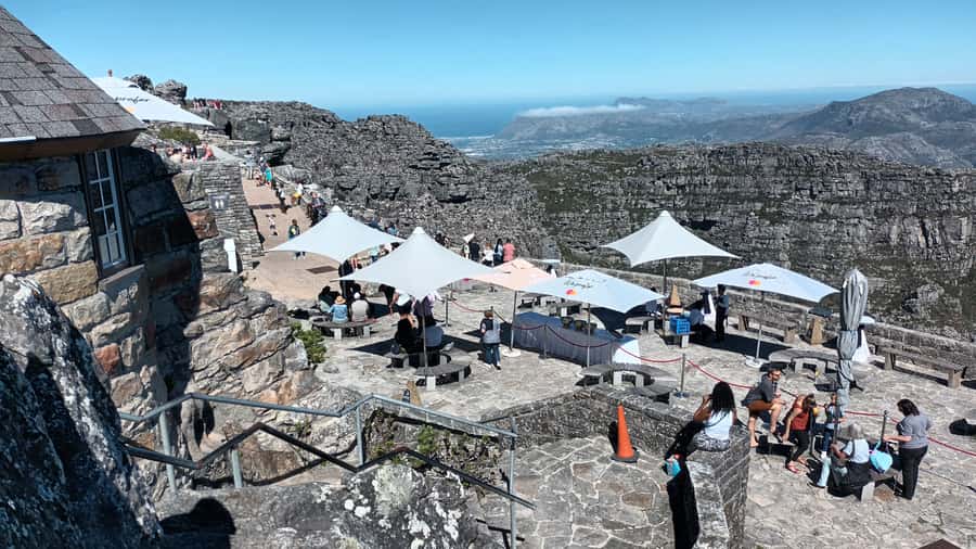 Cape Town:- Table Mountain including Hotel Transfer - Reaching the Summit at 1,085 Metres