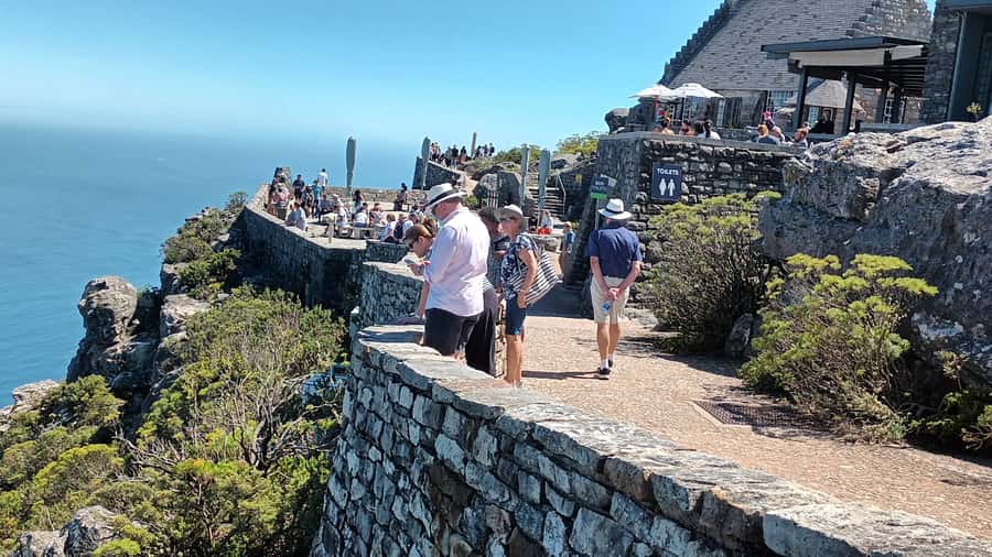 Cape Town:- Table Mountain including Hotel Transfer - The Drive to the Lower Cable Station