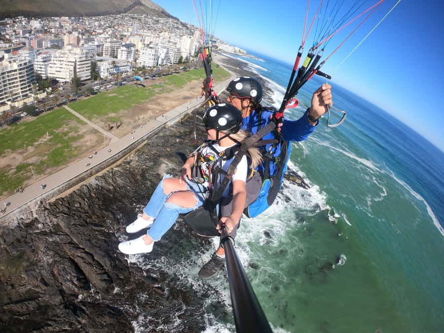 Cape Town: Tandem Paragliding Flight with the Experts - What to bring and who should skip it