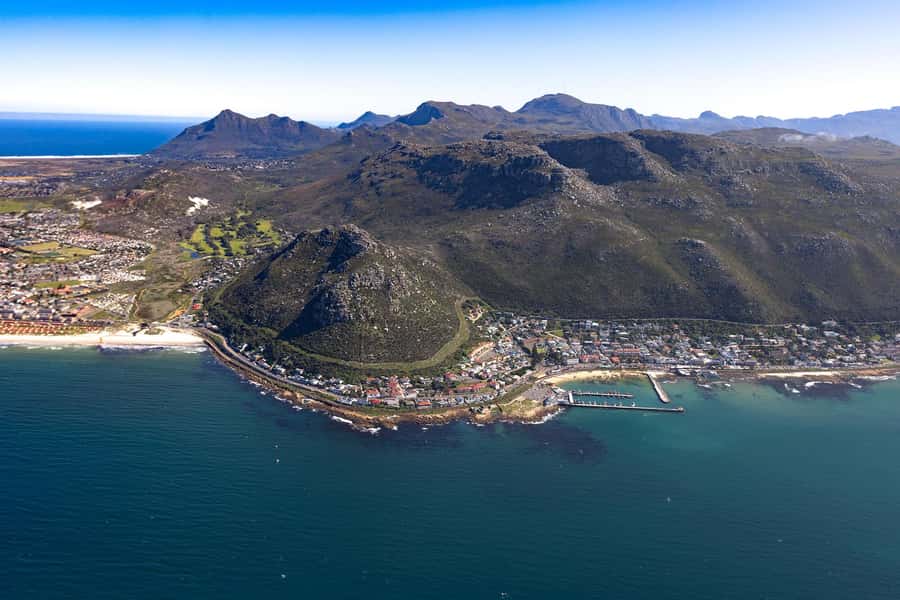 Cape Town to Cape Point Helicopter Flight - 48Min - The return to the V&A Waterfront