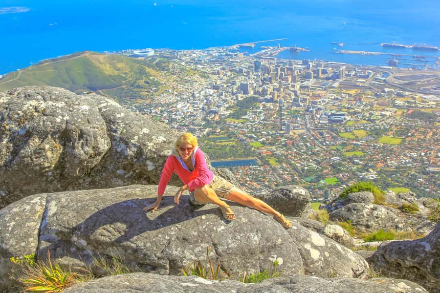 Cape Town Tour: Table Mountain, Penguins & Cape Point+Pickup - Muizenberg closes the loop with color