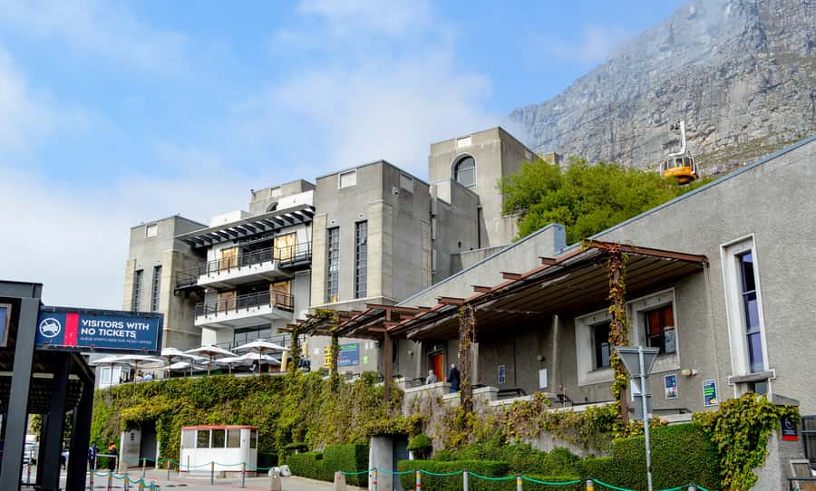 Cape Town Uncovered : Half-Day City Tour and Table Mountain - Timing, pickup, and practical comfort