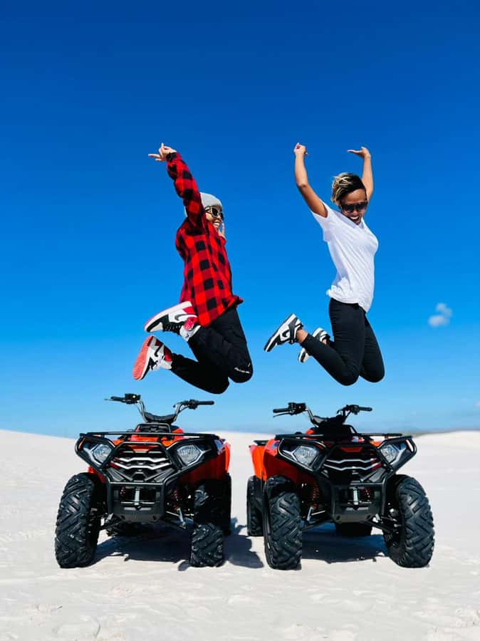 Cape Town: WILDX Atlantis Quad Dune Adventure and Photo Stop - Learning to handle a fully automatic quad