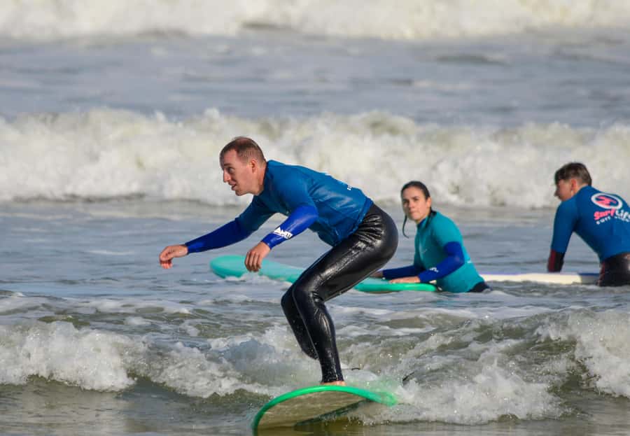 Catch your first waves in Cape Town - The first few minutes: board handling and safety