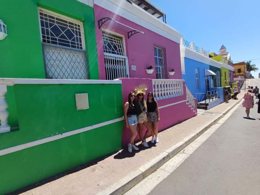 City Tour: Table Mountain, Kirstenbosch & Wine - Bo-Kaap’s color and Cape Malay character
