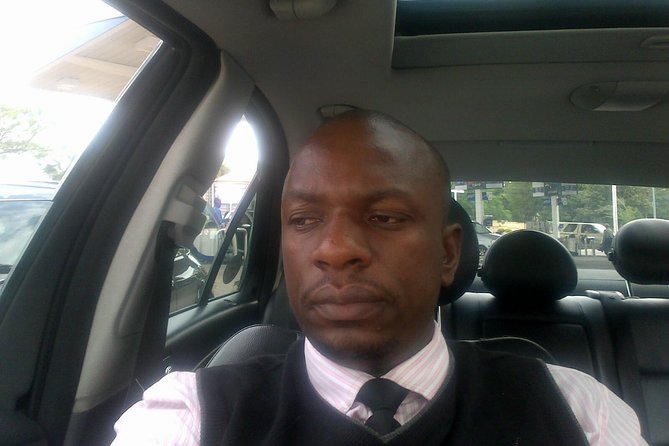 Comfort Private Airport Transfer: OR Tambo Airport (JNB) - Vehicle comfort and the important fine print