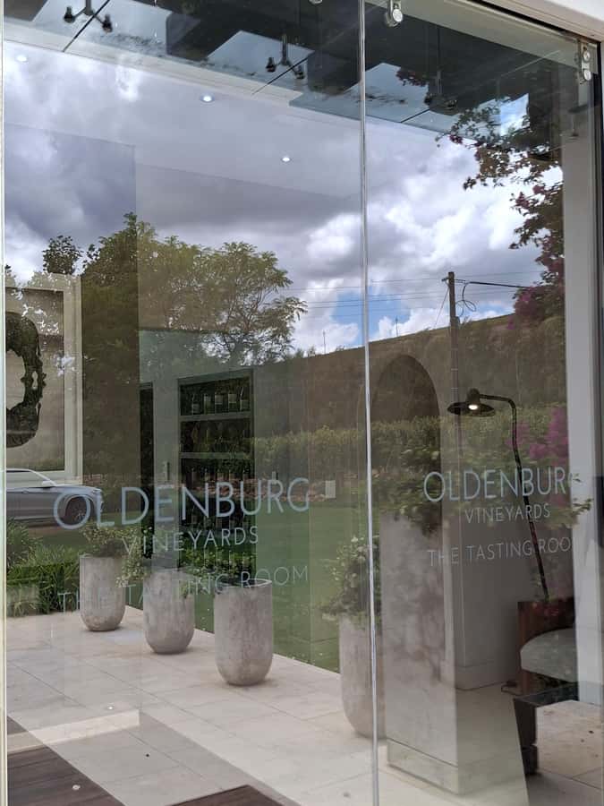 CUSTOMISED PRIVATE WINE TOUR WITH LUNCH - CAPE TOWN - Oldenburg and the day’s strongest view