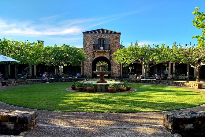 Daily Different small group WINE tour - STELLENBOSCH PICKUP only - What the guides add to the day
