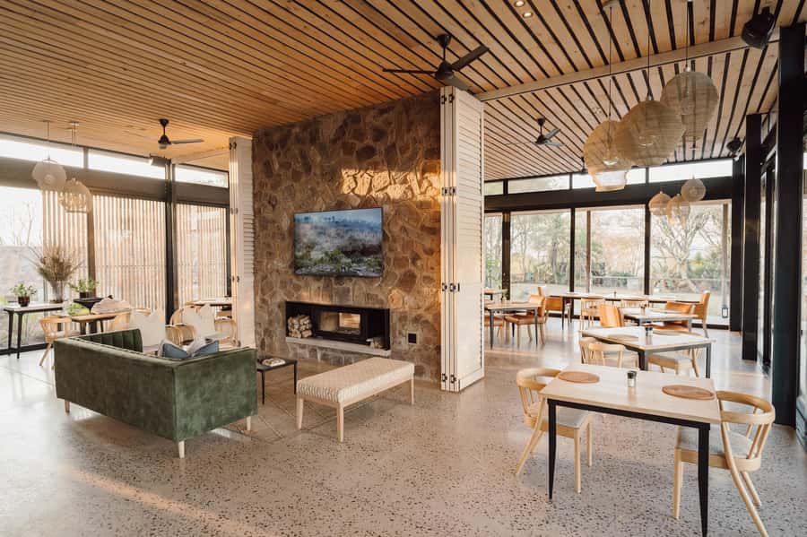Durban: All-in-one Luxury Spa Package at Gwahumbe Game & Spa - The 45-minute massage in the bush spa