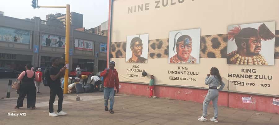 Durban: Local Markets and Culture Guided Walking Tour - Victoria Street Market and shopping time