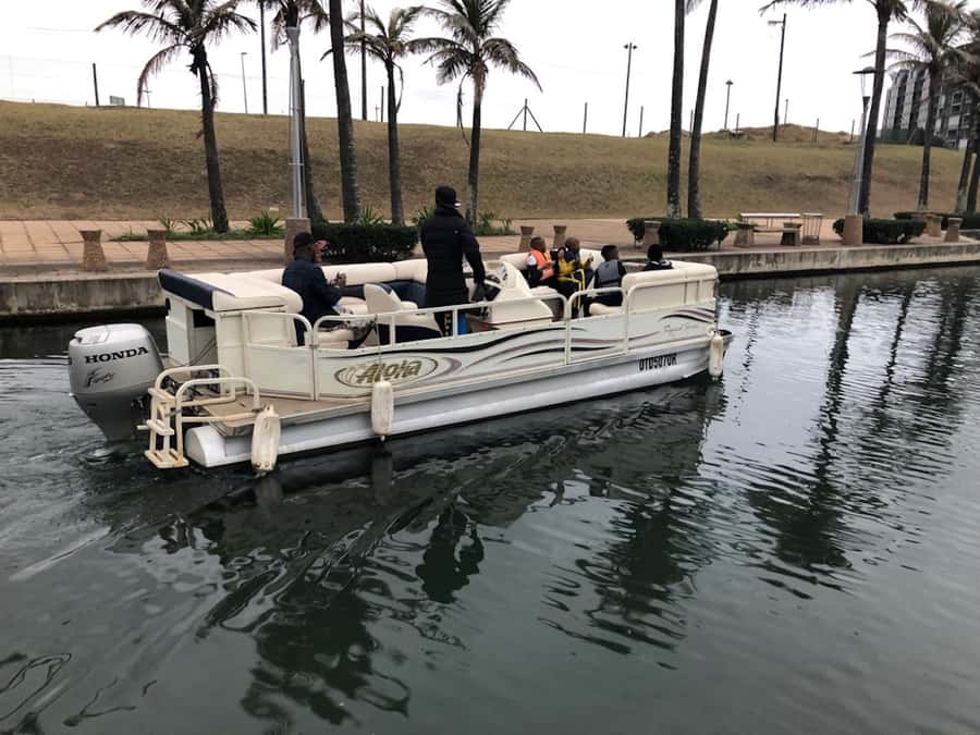 Durban Point Waterfront: Luxury Canal Boat Cruise - Family appeal and photo opportunities