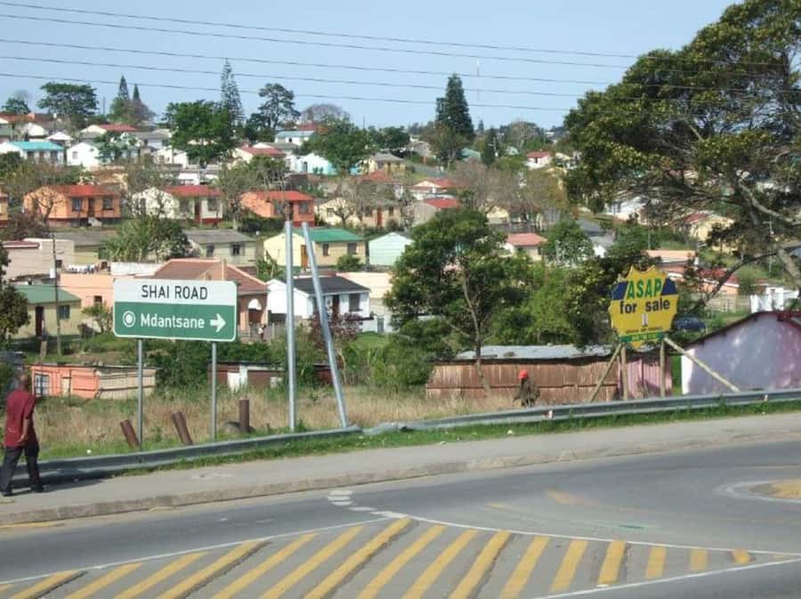 East London: City and Township Tour - Starting with the city center and river port