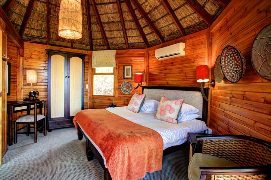 From Cape Town: 2-Day Safari at Garden Route Game Lodge - The return to Cape Town