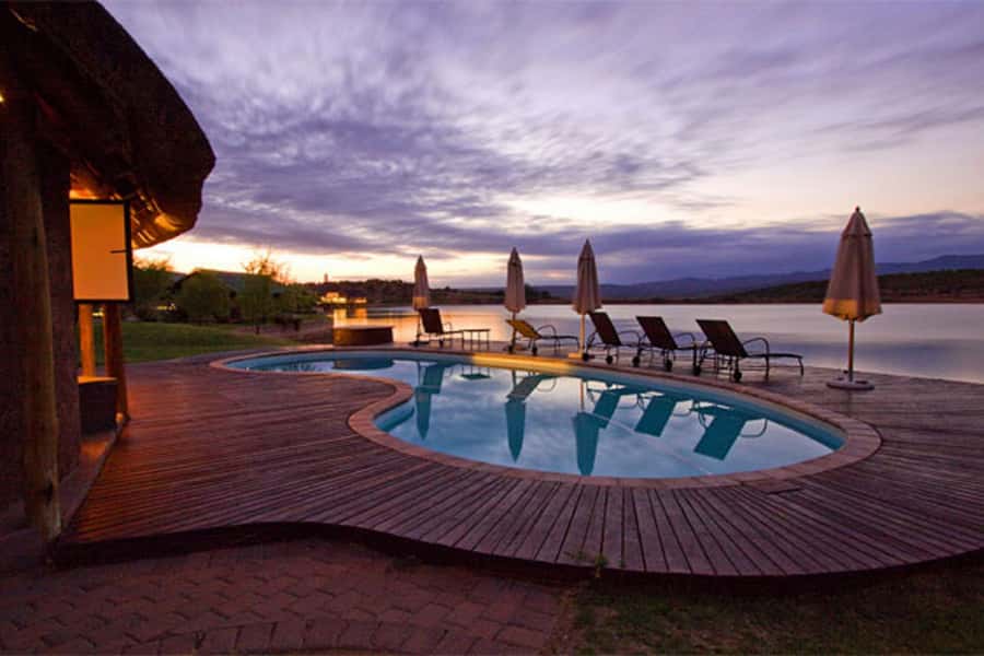 From Cape Town: South African Wildlife and Safari 2-Day Tour - How the guides shape the experience