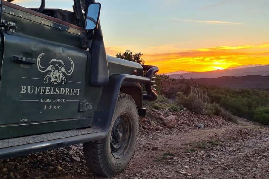 From Cape Town: South African Wildlife and Safari 2-Day Tour - The early road from Cape Town to Botlierskop