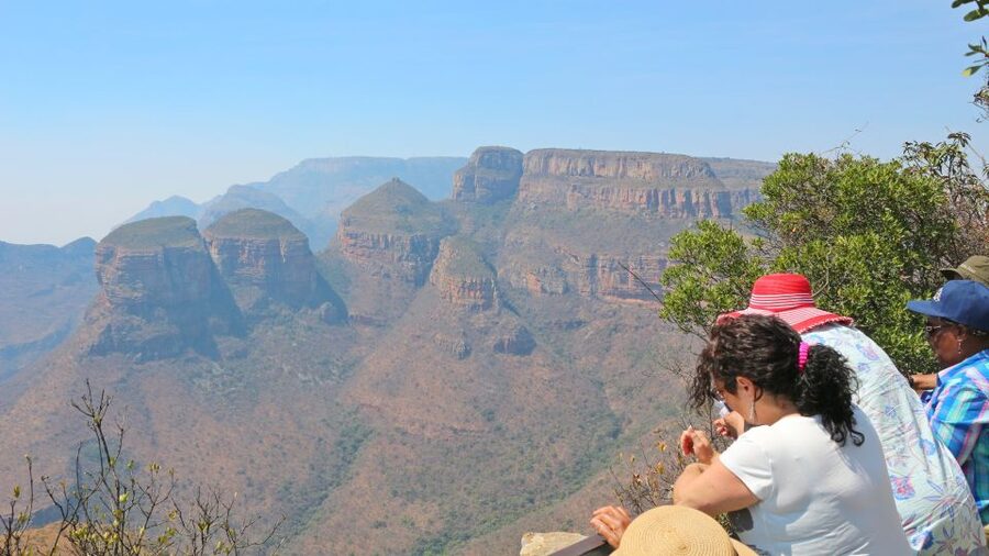 From Hazyview: Blyde River Canyon Highlight & Boat Cruise - From Hazyview to the Blyde River Canyon