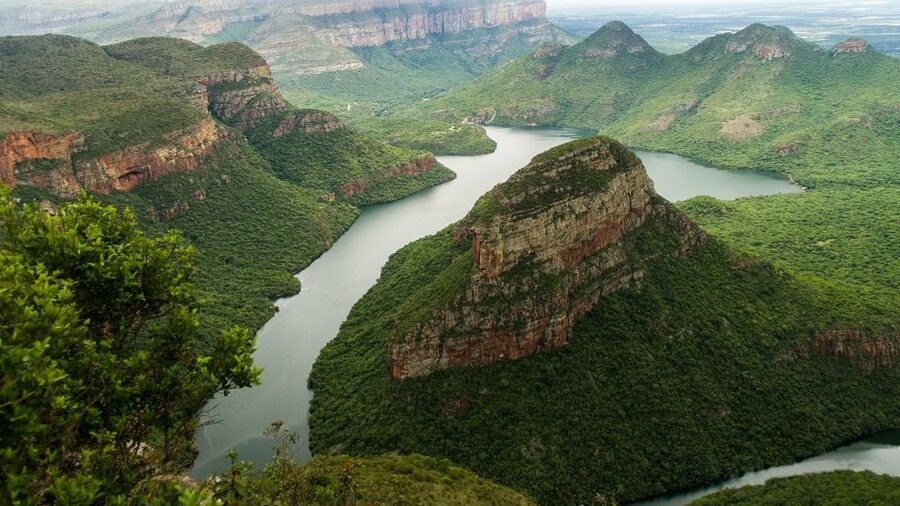 From Hazyview: Blyde River Canyon Highlight & Boat Cruise - Gods Window and the wide Lowveld view