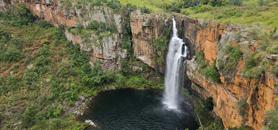 From Hazyview: Full Day Panorama Tour - Climbing from Hazyview toward Graskop