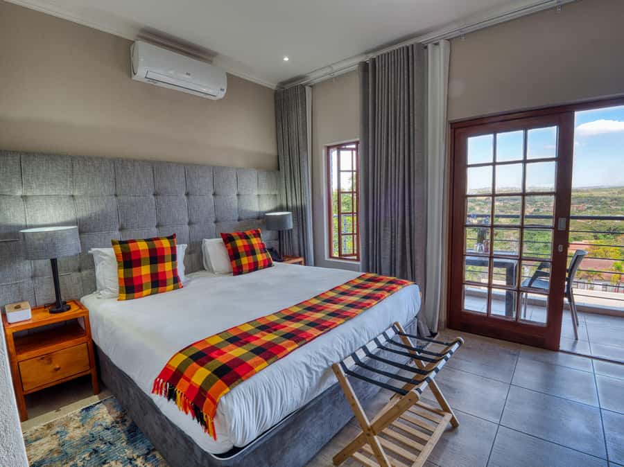 From Johannesburg: 2-Day Safari into Kruger National Park - The 6:30 AM morning game drive