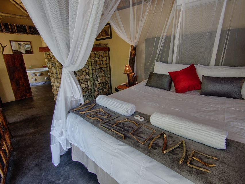 From Johannesburg: Kruger National Park 4-Day Luxury Safari - From Johannesburg to the bush on day one