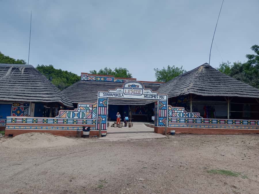 From Johannesburg: Lesedi Cultural Village & Lion Park Tour - African lunch at about 13:30