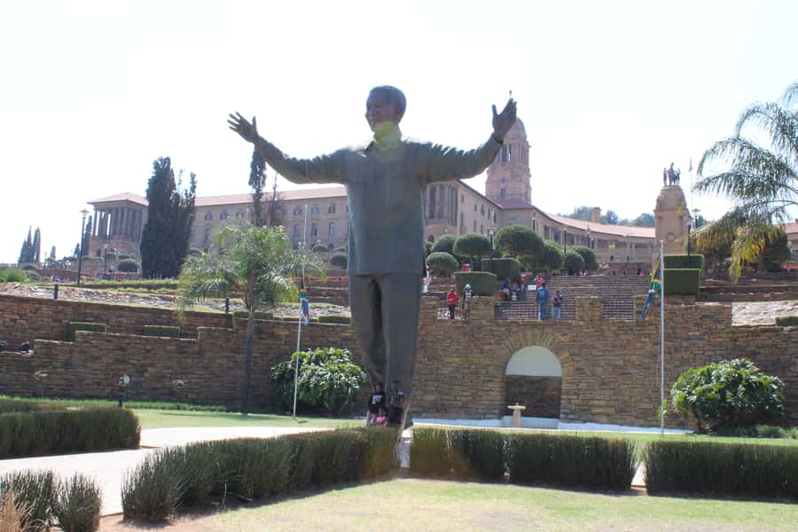 From Johannesburg: Pretoria, Soweto & Apartheid Museum Tour - Key points at a glance