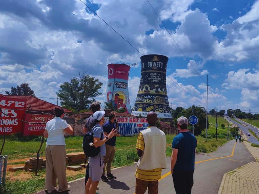 From Johannesburg: Pretoria, Soweto & Apartheid Museum Tour - Pretoria’s center: Kruger Museum, Church Square and Union Buildings