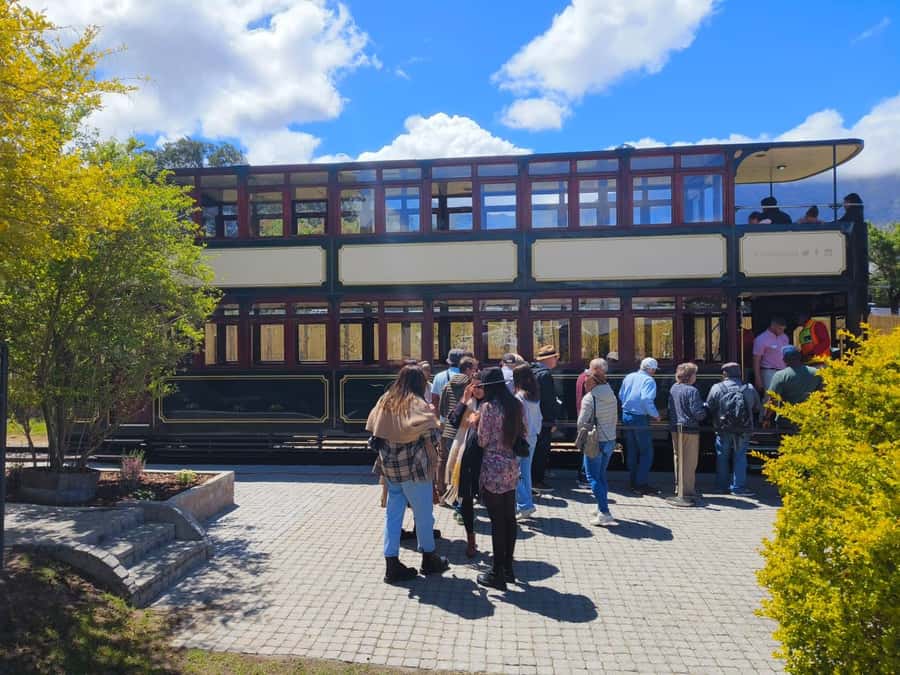 Full Day Cape Winelands Tour: Franschhoek & Stellenbosch - What the $109 price really covers
