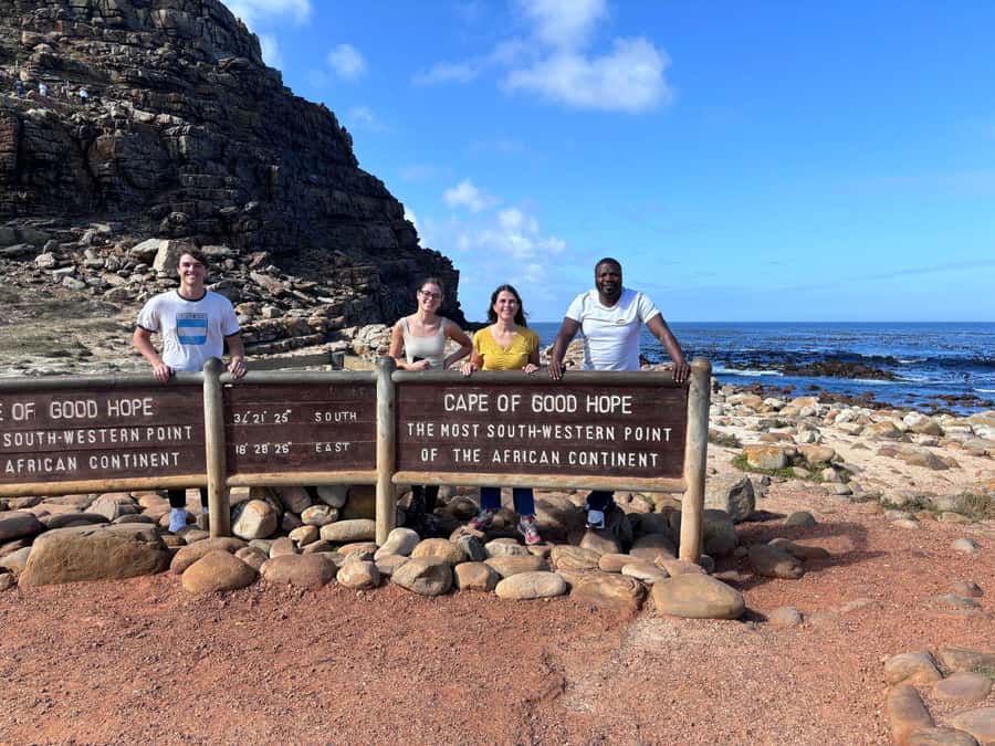 Full-Day Private Excursion: Cape of Good Hope and Penguins - Hout Bay and the road to Chapmans Peak