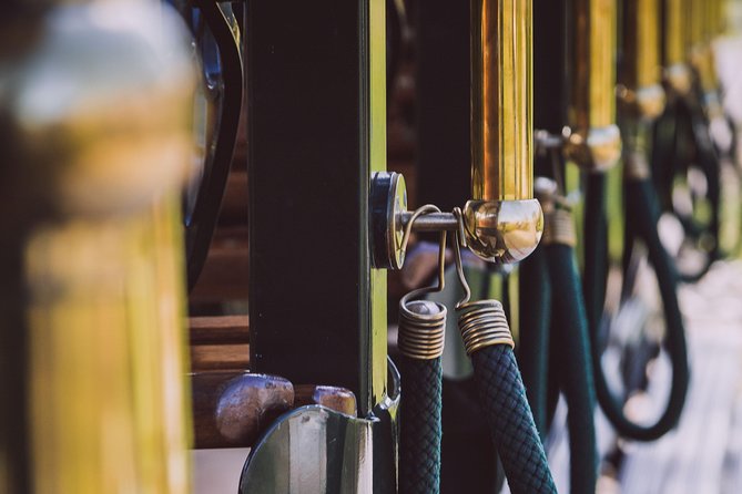 Full-Day Stellenbosch, Franschhoek and Paarl Wine Tasting Tour from Cape Town - One day, three Cape Winelands towns