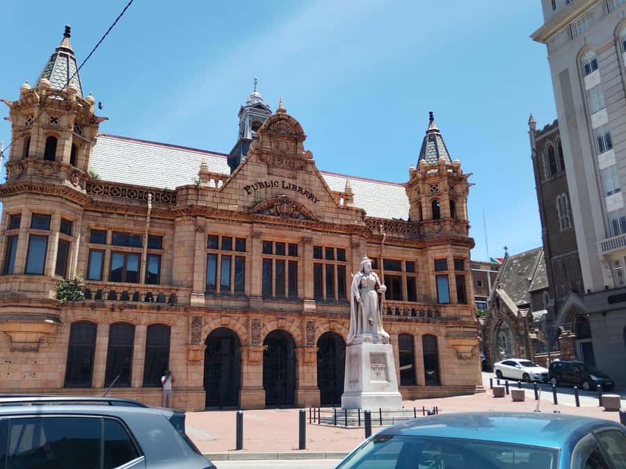 Gqeberha: City Highlights Car and Walking Tour - Key points at a glance