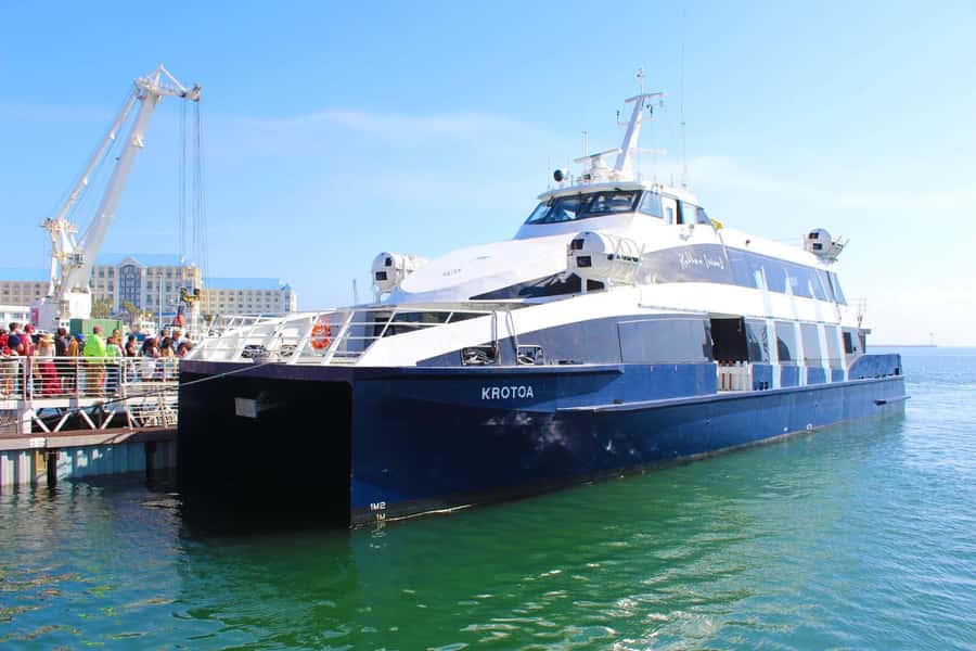Half Day Robben Island including Tickets and Transfers Tour - Why Robben Island is worth your Cape Town time