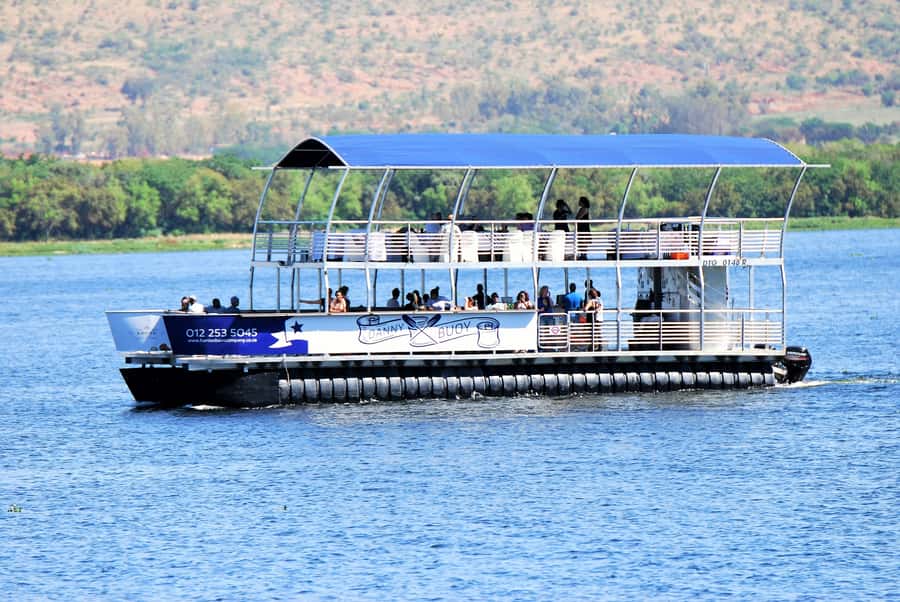 Hartbeespoort: 2-Hour Dam Cruise with South African Food - Who should book this Hartbeespoort cruise?