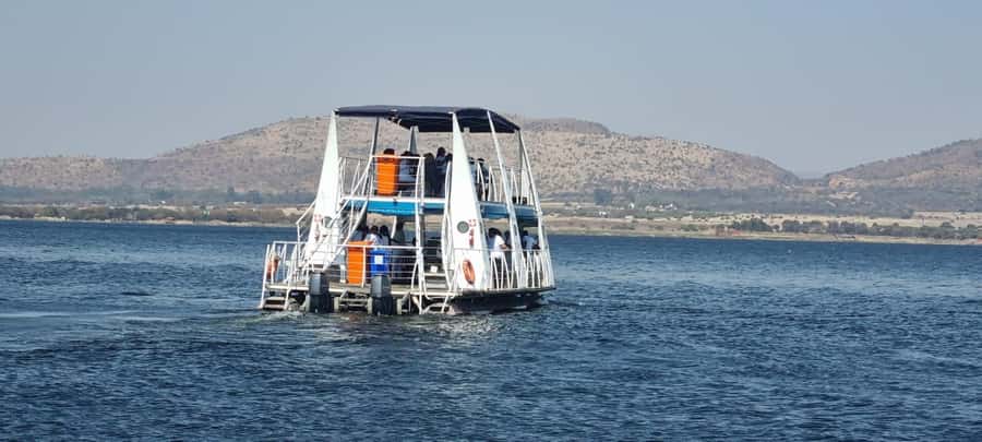 Hartbeespoort Dam: 1 Hour Standard Scenic Boat Cruise - Is $21 good value?