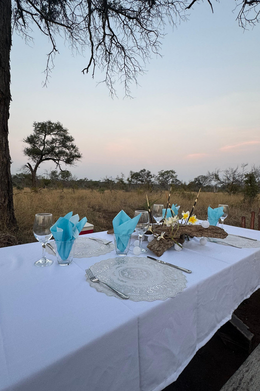 Hoedspruit: Dinner in the Bush & Safari Game Drive - Food, drinks, and dietary requests