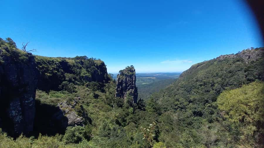 Hoedspruit: Panorama Route Guided Private Tour - Wonder View and God’s Window above the Lowveld
