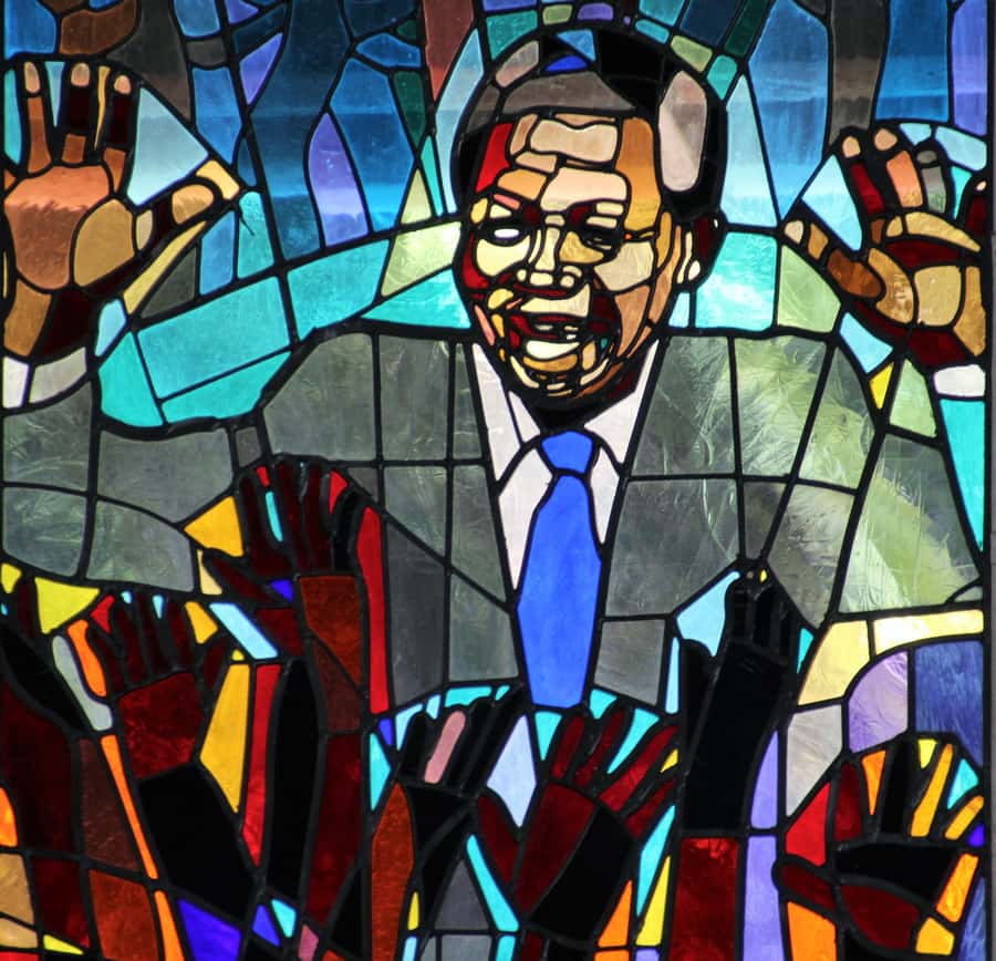 Jo'berg in 1 Day: Soweto, Apartheid Museum & City Tour - Seeing different sides of Soweto
