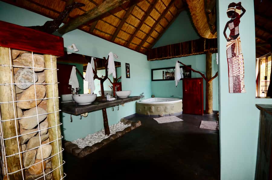 Johannesburg: 6-Day Luxury Kruger National Park Safari - Day 6: A short walk and the Panorama Route