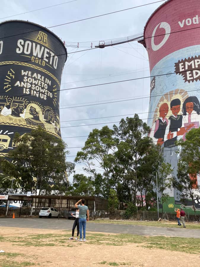 Johannesburg: Full-Day Tour with Soweto and Apartheid Museum - Mandela House and Tutu House