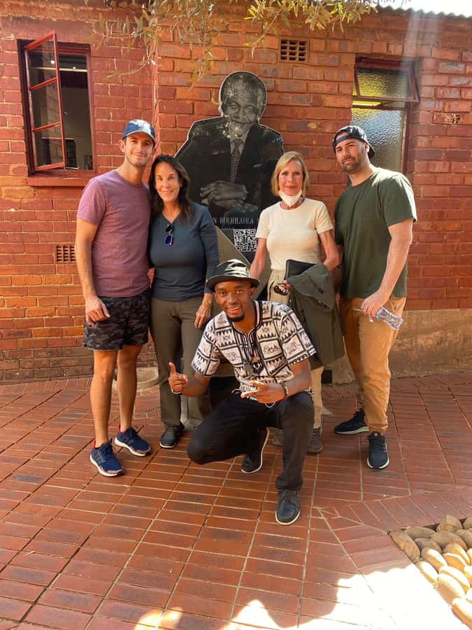 Johannesburg: Half-Day Soweto Tour with a Local Guide - Hostels, Baragwanath Hospital, and everyday Soweto