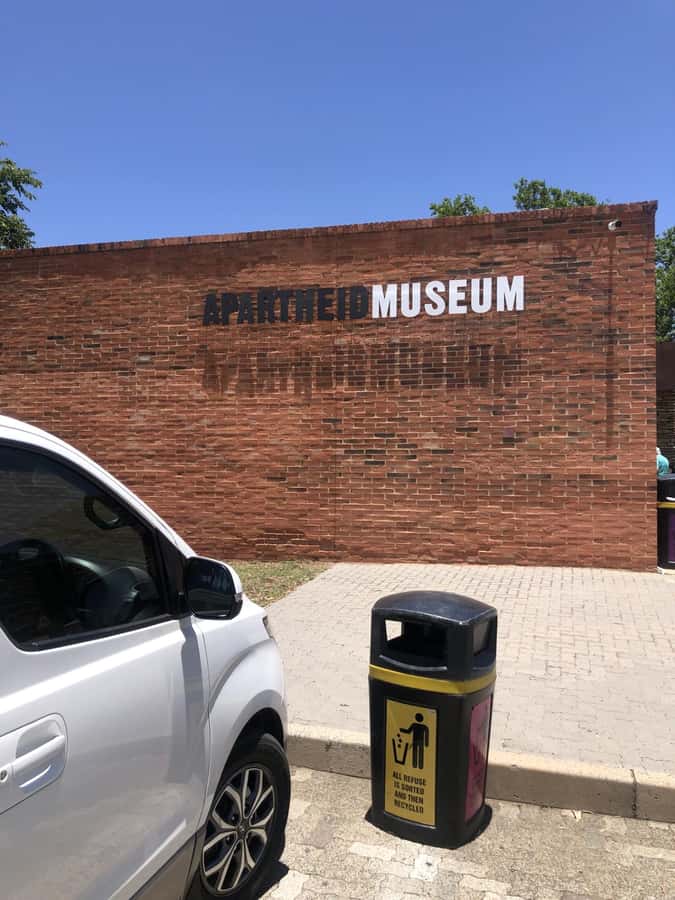 Johannesburg: Soweto, Apartheid Museum, and Cradle tours - What the private format changes