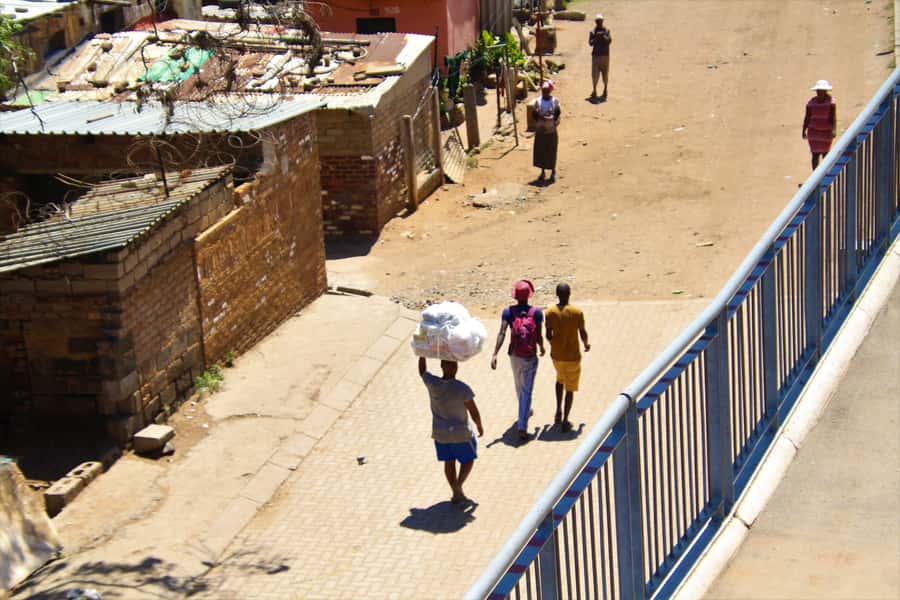 Johannesburg: Soweto Apartheid & Township Tour with Lunch - Two hours at the Apartheid Museum