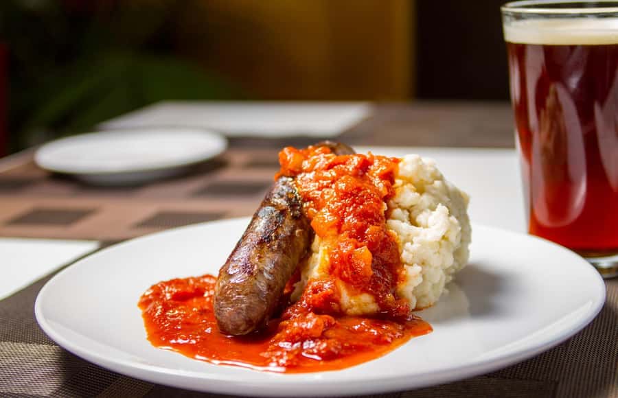 Johannesburg: Soweto Tour with Lunch - Orlando West and Vilakazi Street
