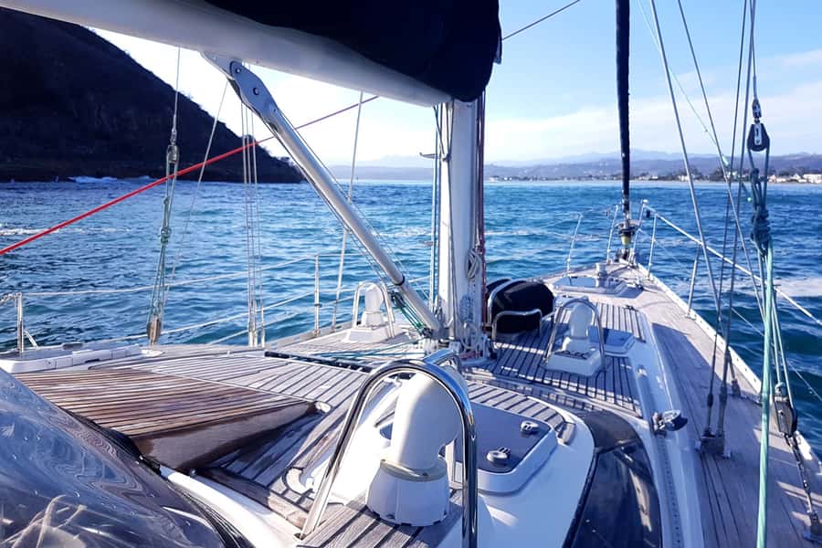 Knysna: 1.5-Hour Sailing Experience - A 90-minute sail with room to relax