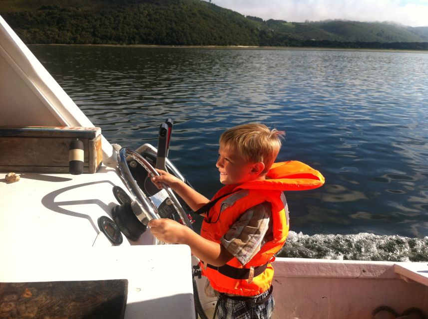 Knysna Lagoon: Boat Cruise with Oyster & White Wine Tasting - Who should book this experience