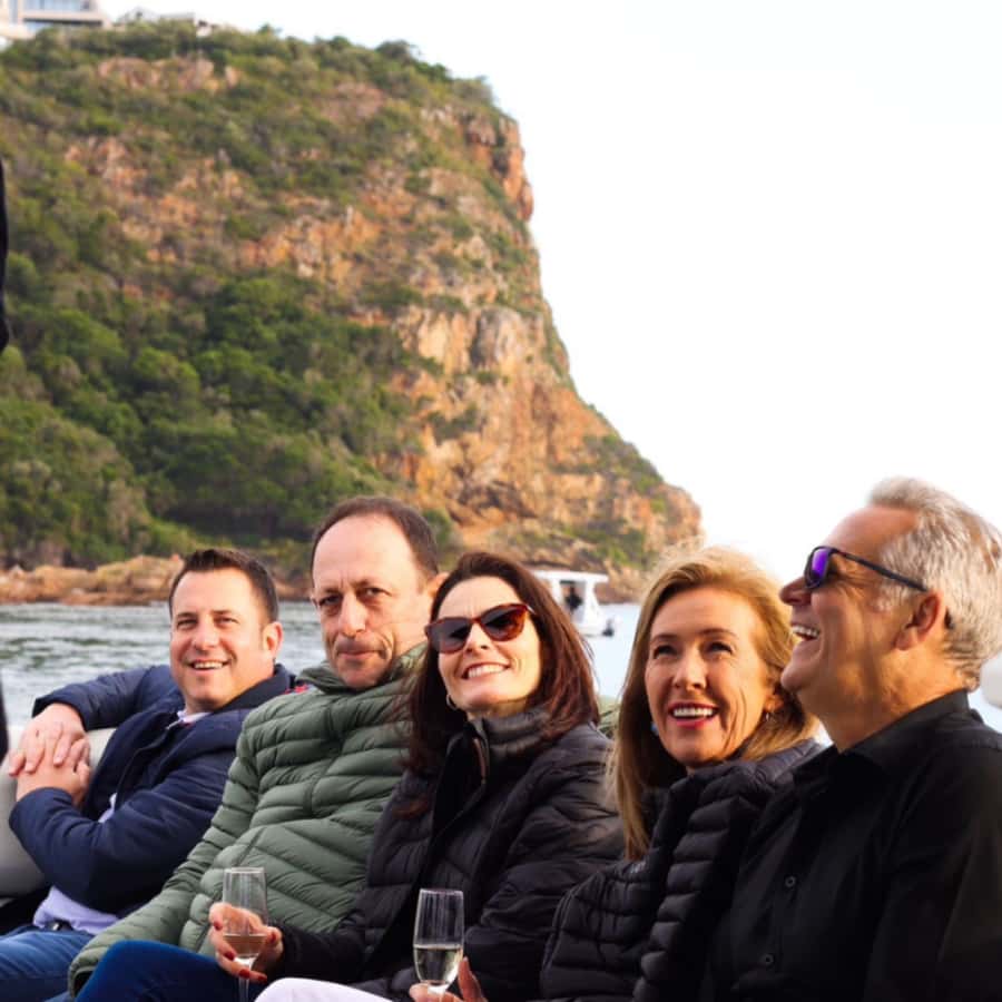 Knysna Lagoon: Boat Cruise with Oyster & White Wine Tasting - From the harbor to the open lagoon