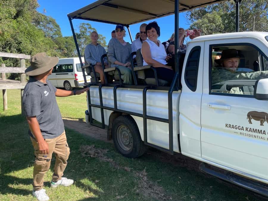 Kragga Kamma Game Park 4x4 & BBQ LUNCH - Rhinos, giraffes, and the value of close viewing