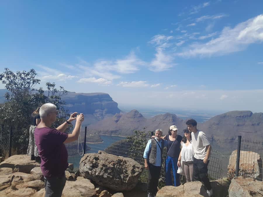 Kruger National Park: 4-Day Ultimate Safari Tour - Day two: Kruger from before breakfast to sunset